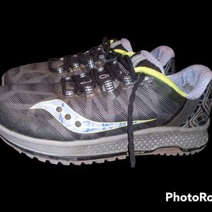 SAUCONY RUNANYWHERE KOA shoes size 9.5 women shoes.
